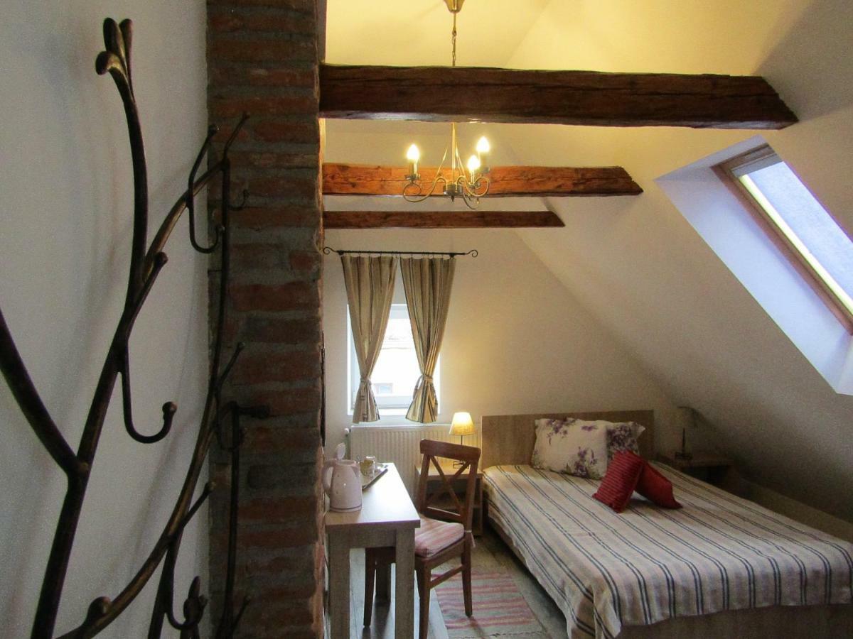 Blue House Hotell Braşov Eksteriør bilde