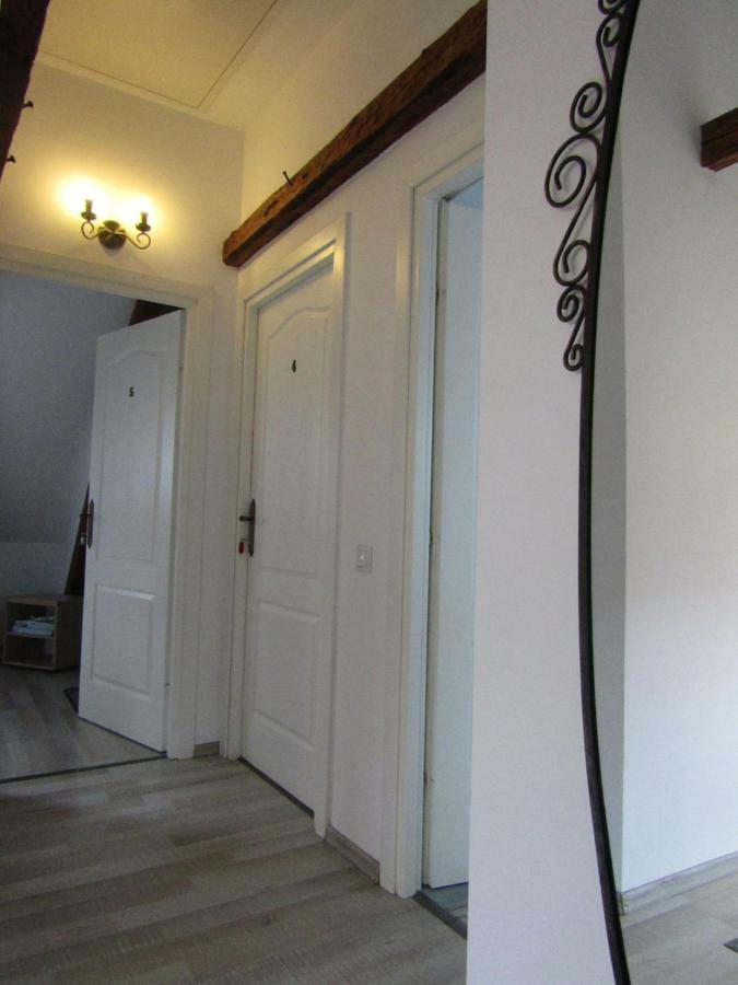 Blue House Hotell Braşov Eksteriør bilde