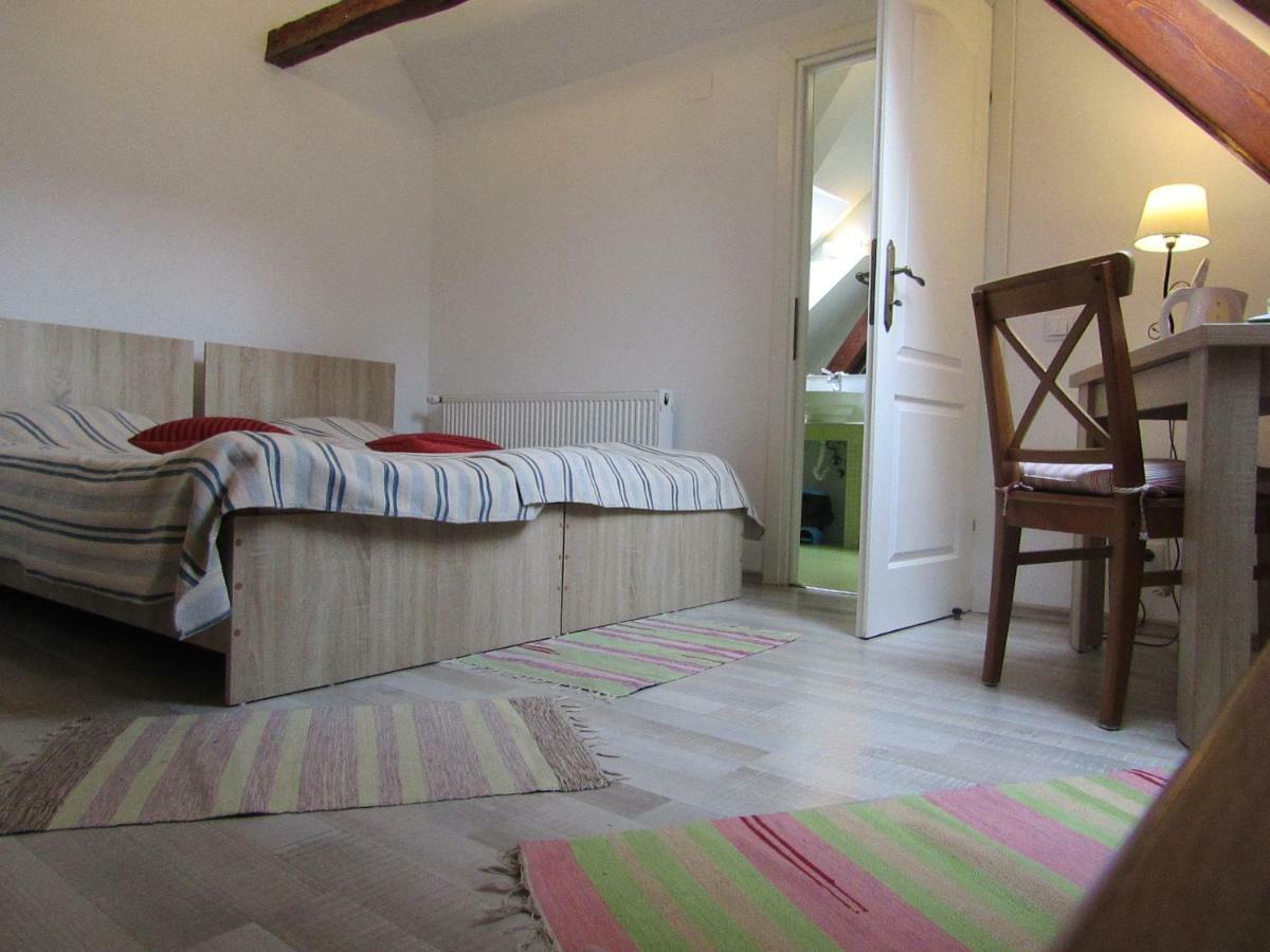 Blue House Hotell Braşov Eksteriør bilde